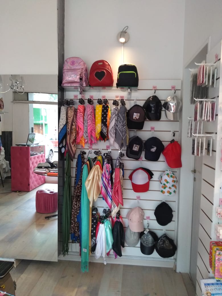 Fondo de Comercio de Bijouterie y Accesorios en General Pedernera en  Negozona