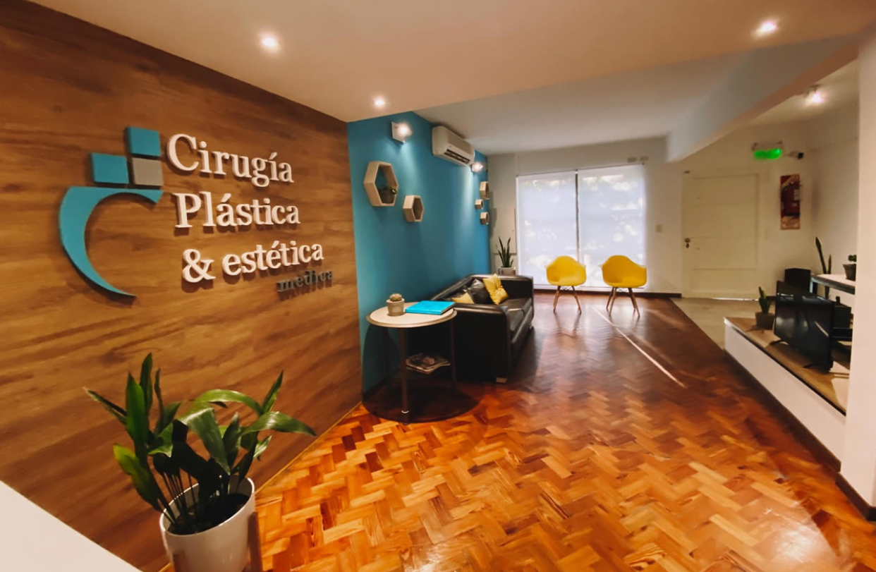 CENTRO DE CIRUGIA PLASTICA &ESTETICA MEDICA - Centro de Estética - La Plata